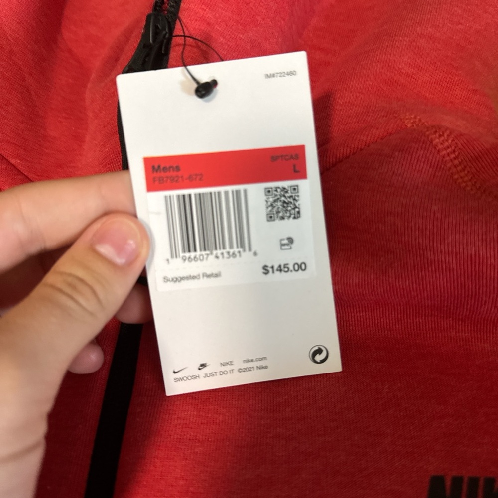 Nike Red Zip-Up Jacket - Picture 2 of 3